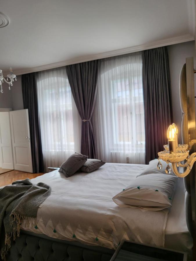 Апартаменты Fancy Flats Сибиу Экстерьер фото